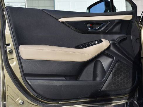 Used 2024 Subaru Outback Premium image 8