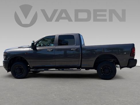 New 2026 RAM 2500 Tradesman AWD/4WD image 8