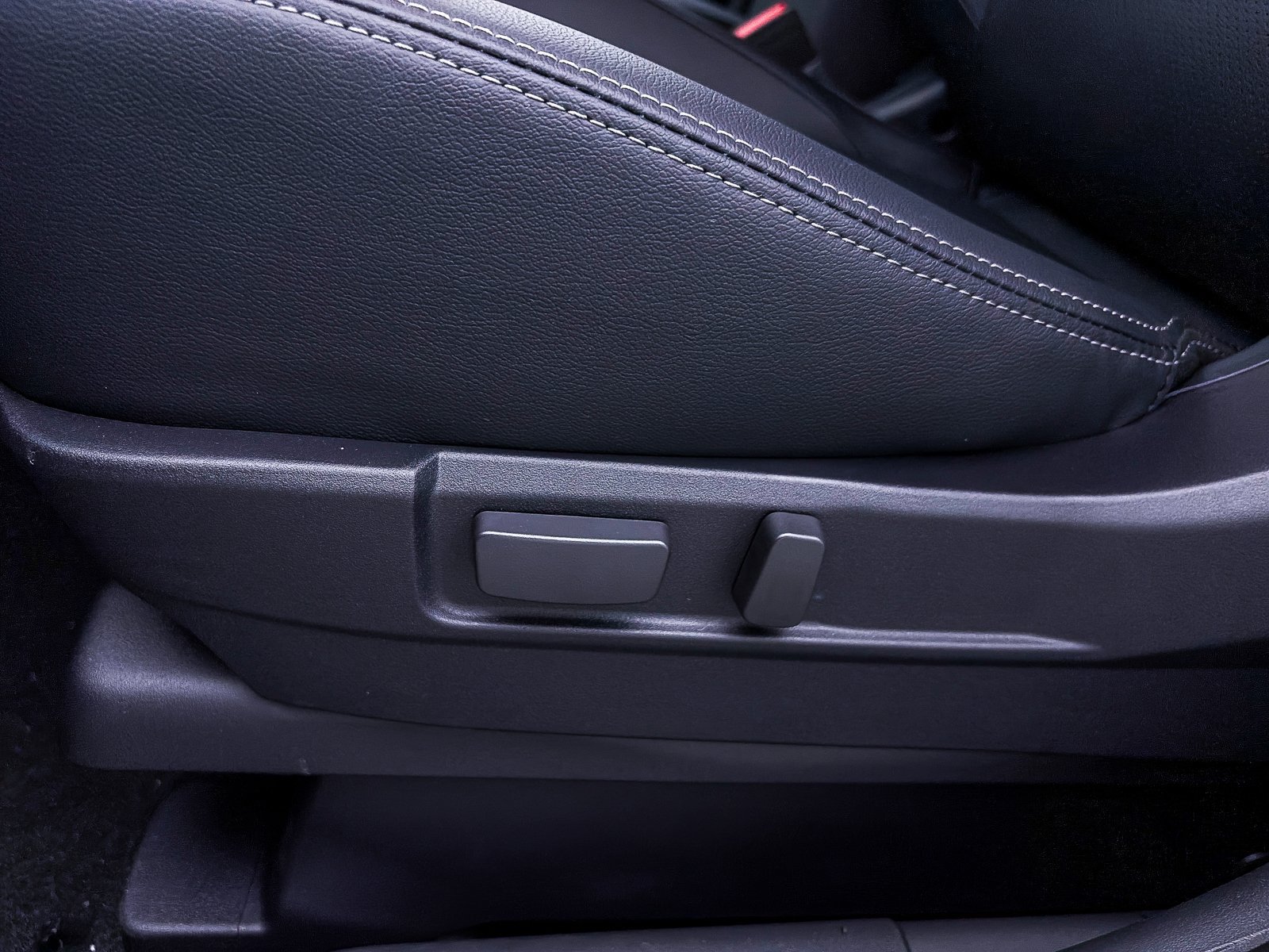 Used 2026 Mitsubishi Outlander Sport SEL AWD/4WD image 10