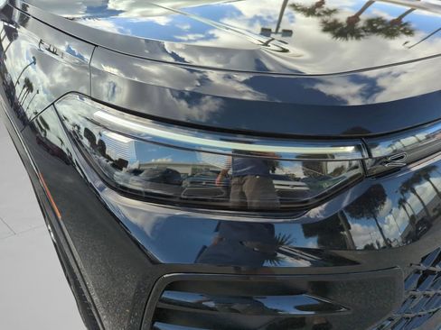 New 2026 Volkswagen Tiguan SE R-Line image 17