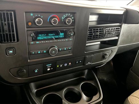 Used 2023 Chevrolet Express 3500 LT w/ LT Preferred Equipment Group image 23