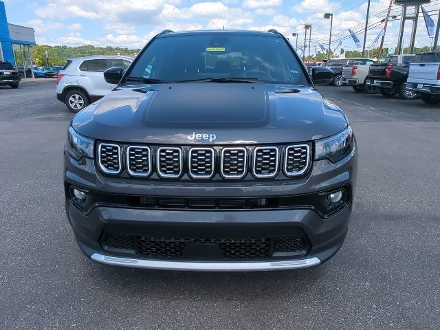 Used 2024 Jeep Compass Limited AWD/4WD image 4