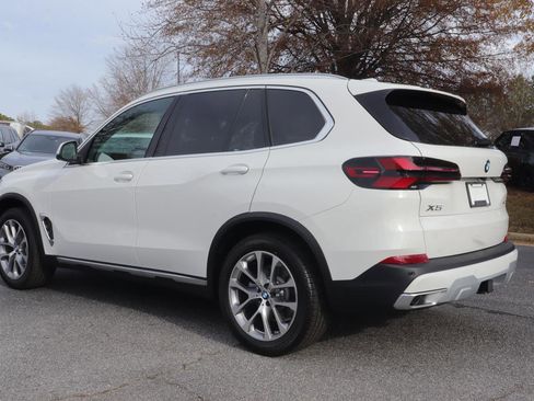 New 2026 BMW X5 xDrive40i w/ Climate Comfort Package image 5