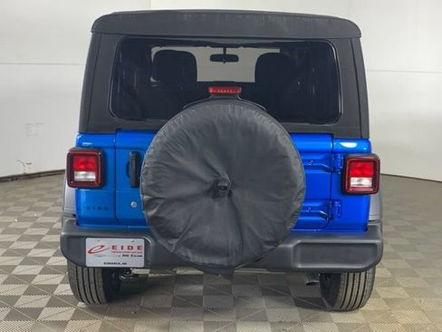 Used 2024 Jeep Wrangler Sport AWD/4WD image 14