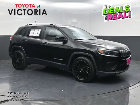 Used 2020 Jeep Cherokee Latitude image 1
