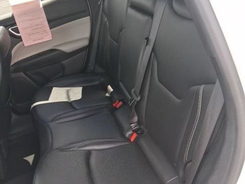 Used 2025 Jeep Compass Limited AWD/4WD image 25