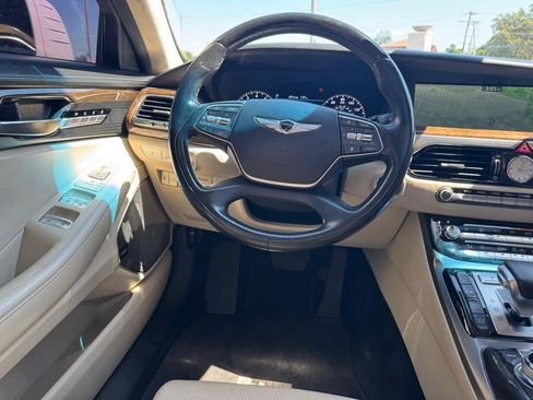 Used 2017 Genesis G90 3.3T Premium RWD image 16