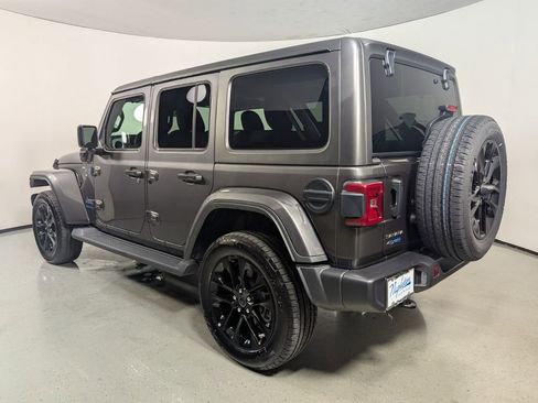 Used 2025 Jeep Wrangler Unlimited Sahara AWD/4WD image 6