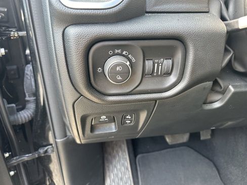 Used 2025 RAM 1500 Big Horn AWD/4WD image 14