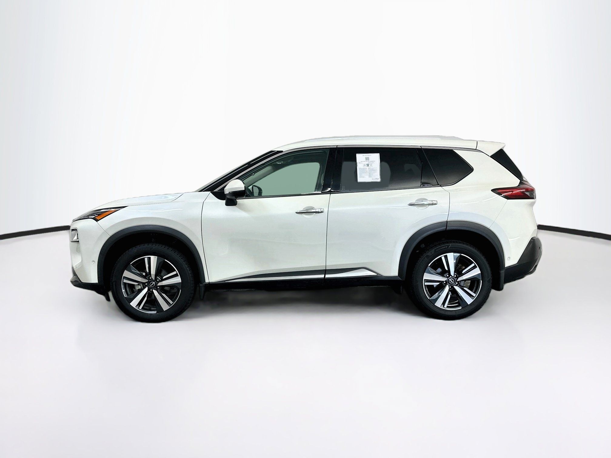 Used 2023 Nissan Rogue SL w/ SL Premium Package AWD/4WD image 4