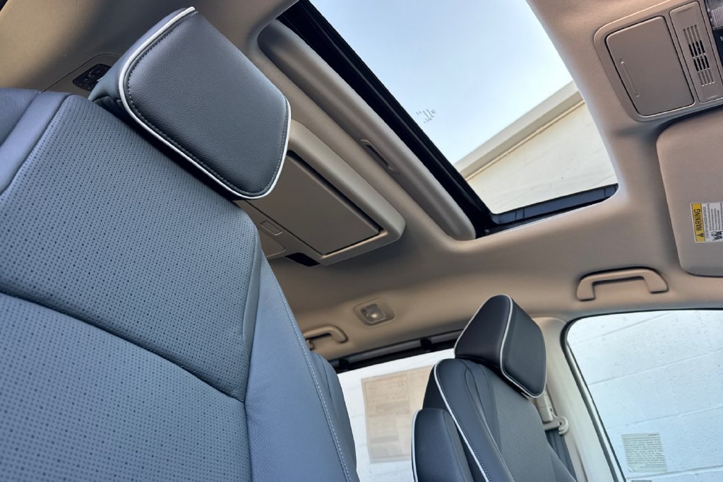 New 2027 Honda Odyssey Elite image 21