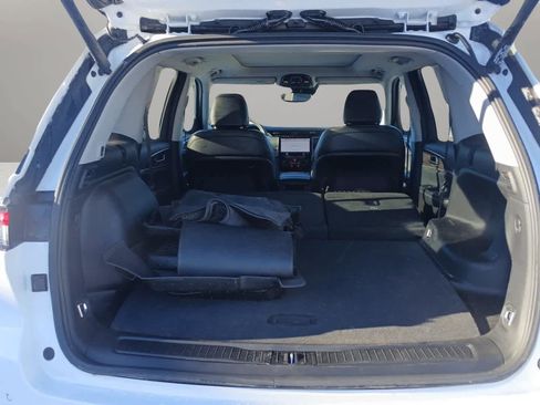 Used 2023 Jeep Grand Cherokee Limited image 43