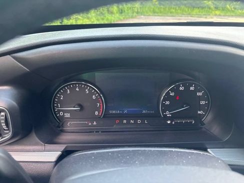 Used 2021 Ford Explorer XLT w/ Equipment Group 202A AWD/4WD image 15