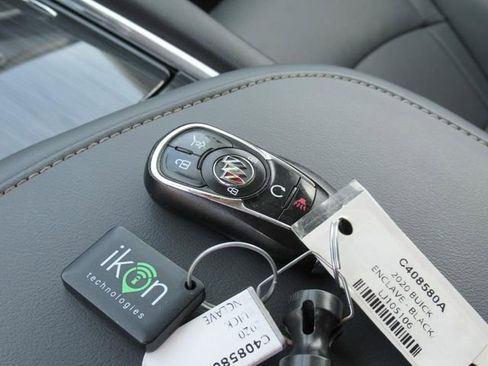 Used 2020 Buick Enclave Essence w/ Sound and Sites Package image 36