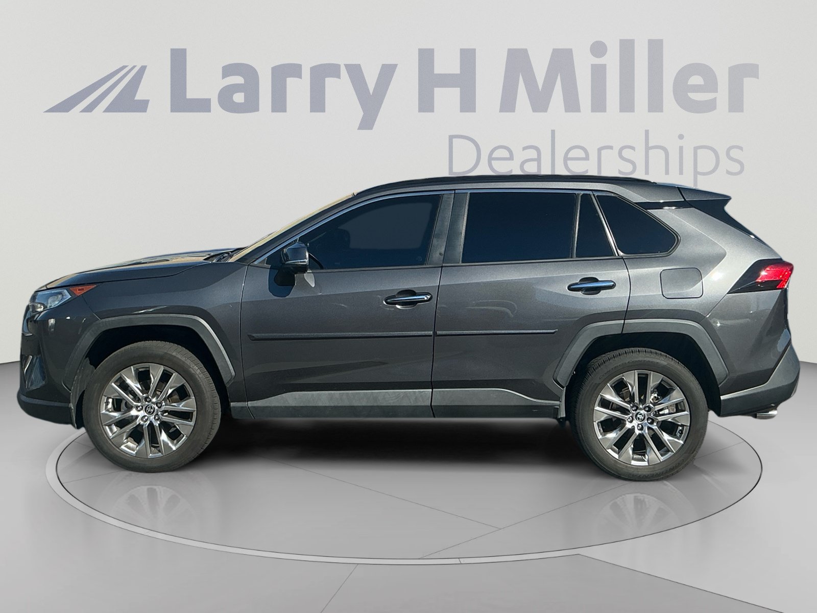 Certified 2021 Toyota RAV4 Limited FWD image 2