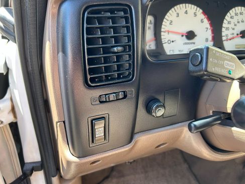 Used 2002 Toyota Tacoma 4x4 Double Cab image 14