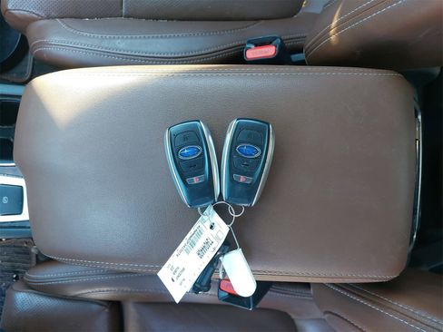 Used 2023 Subaru Ascent Touring image 13