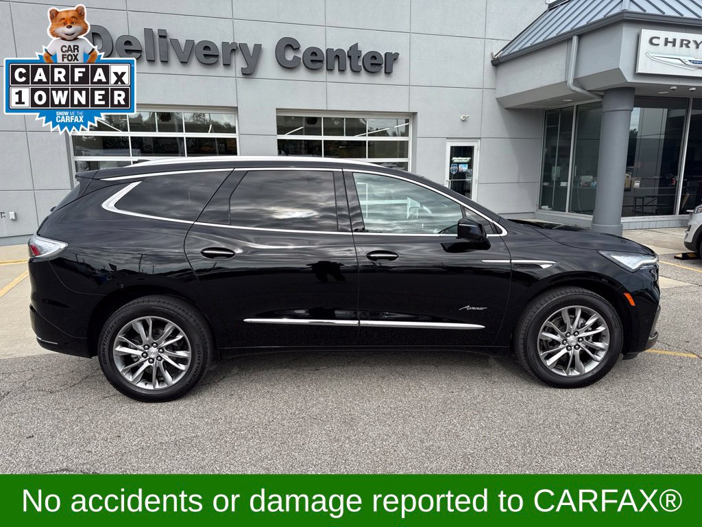 Used 2022 Buick Enclave Avenir w/ Avenir Technology Package AWD/4WD image 4