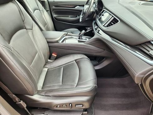 Used 2021 Buick Enclave Avenir w/ Avenir Technology Package image 14