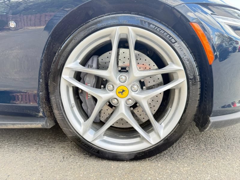Used 2024 Ferrari Roma RWD image 30