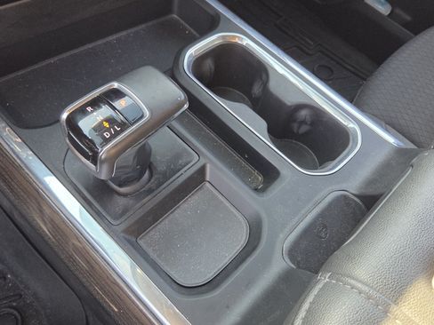Certified 2022 Chevrolet Silverado 1500 RST AWD/4WD image 28