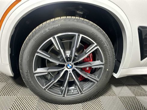 New 2026 BMW X5 M60i w/ Climate Comfort Package image 10