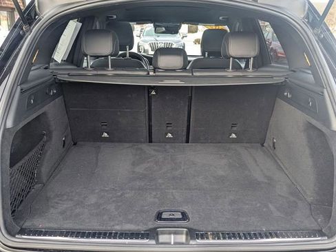 Used 2020 Mercedes-Benz GLC 300 4MATIC image 24