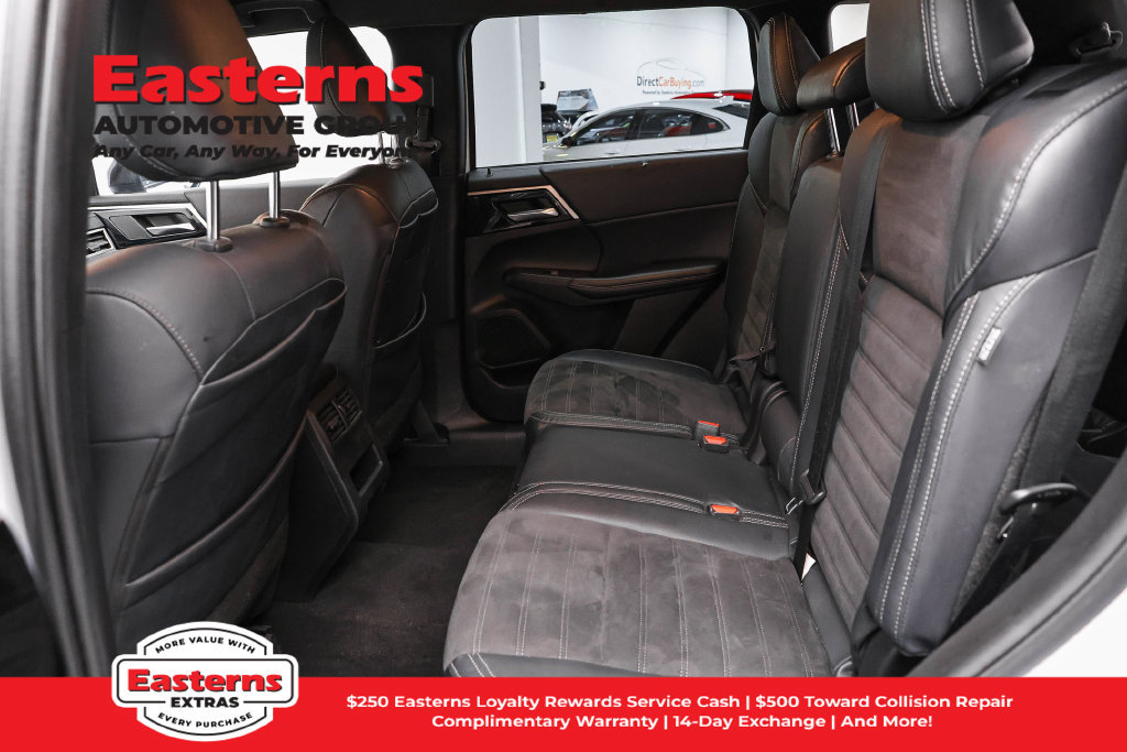 Used 2023 Mitsubishi Outlander SE AWD/4WD image 22