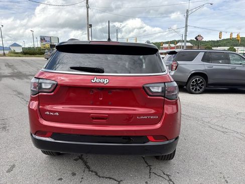 Used 2025 Jeep Compass Limited w/ Elite Group AWD/4WD image 7