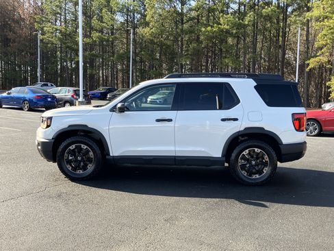 Used 2026 Honda Passport TrailSport Elite image 7