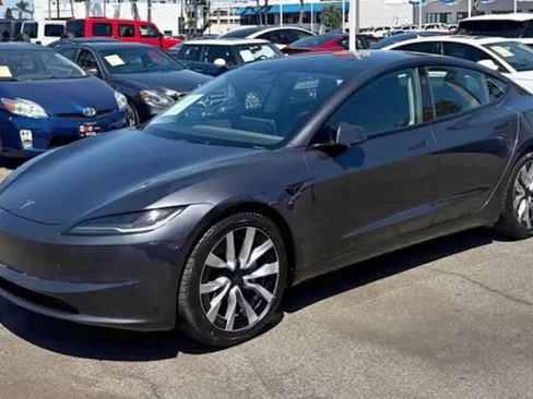 Used 2024 Tesla Model 3 Standard Range RWD image 2