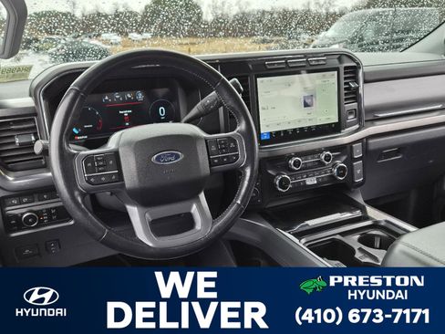 Used 2023 Ford F250 Lariat w/ Sport Appearance Package image 13