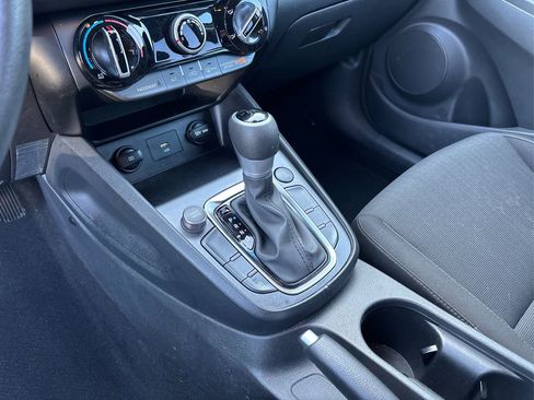 Used 2023 Hyundai Kona SEL image 29