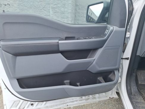 Certified 2021 Ford F150 XLT image 9