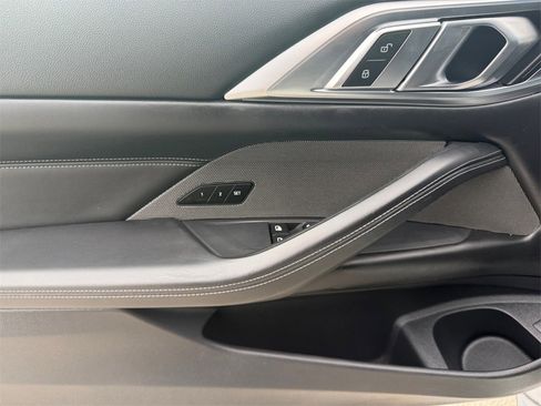 Used 2022 BMW M4 Coupe w/ M Driver's Package image 11