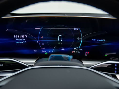 New 2026 Cadillac Lyriq Luxury image 25