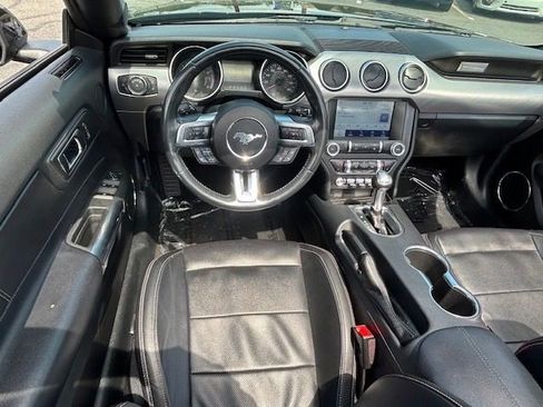 Used 2021 Ford Mustang Premium RWD image 17