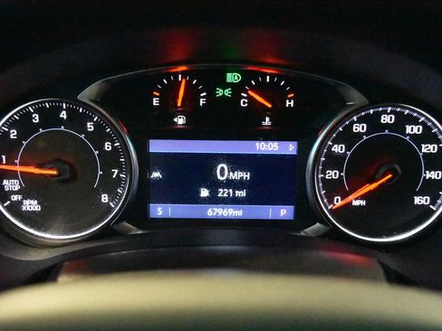 Used 2022 GMC Terrain SLT image 19