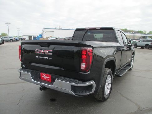 Used 2025 GMC Sierra 1500 Pro w/ Pro Value Package image 6