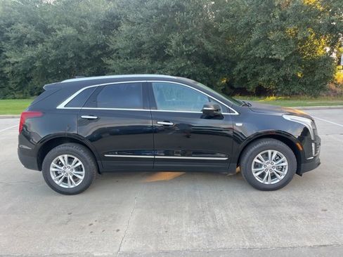 New 2025 Cadillac XT5 Luxury w/ LPO, Floor Liner Package image 9