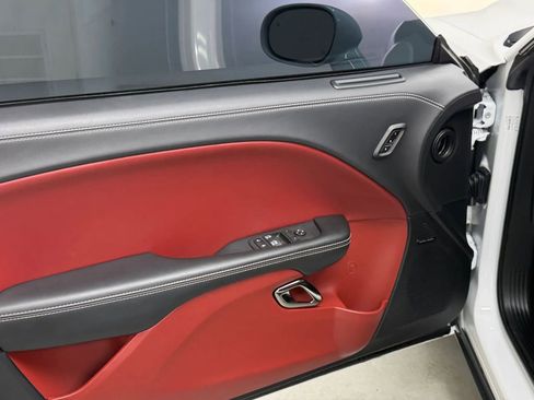 Used 2023 Dodge Challenger SRT Hellcat RWD image 27