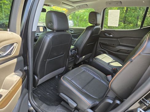 Used 2020 GMC Acadia AT4 w/ Driver Alert Package II AWD/4WD image 27