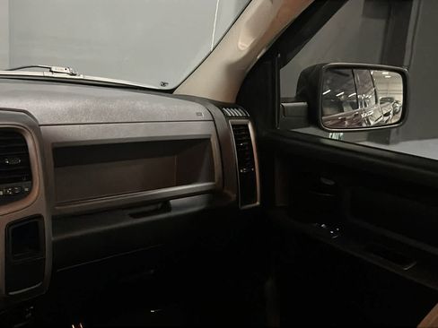 Used 2019 RAM 1500 Express w/ Express Value Package AWD/4WD image 26
