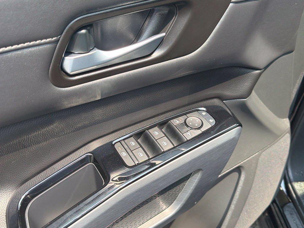 Used 2026 Nissan Pathfinder SL FWD image 31