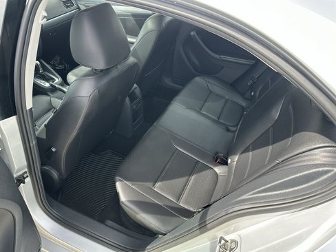 Used 2014 Volkswagen Jetta TDI FWD image 35