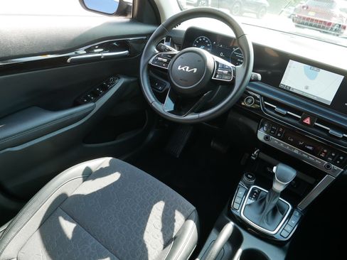 Certified 2024 Kia Seltos S AWD/4WD image 9