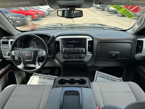Used 2017 GMC Sierra 1500 SLE w/ SLE Value Package RWD image 12