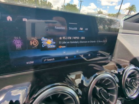 Used 2026 Mercedes-Benz GLA 250 4MATIC image 6