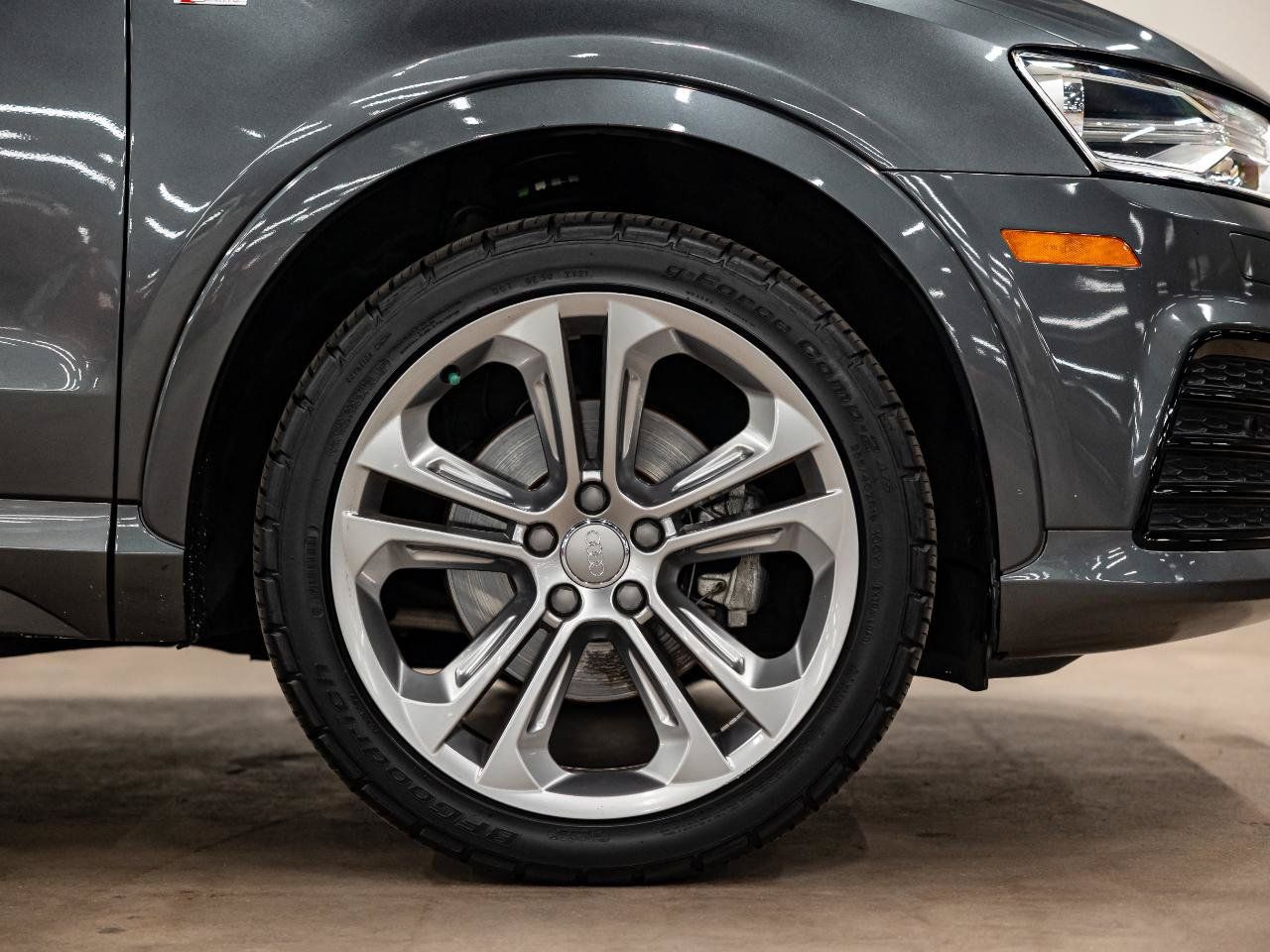 Used 2018 Audi Q3 2.0T Premium w/ Convenience Package AWD/4WD image 39
