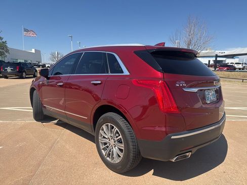 Used 2017 Cadillac XT5 Luxury w/ Driver Awareness Package image 2